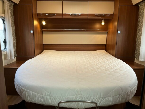 solifer-t752-lav-km-face2face-queensbed-senkeseng-alde-varme-hengerfeste-diesel-2020-big-64