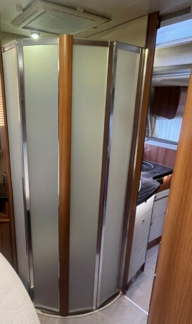 challenger-mageo-119-eb-queensbed-senkeseng-fremme-4250gk-totalvekt-webasto-dieselvarmer-stort-kj248leskap-diesel-2013-big-56