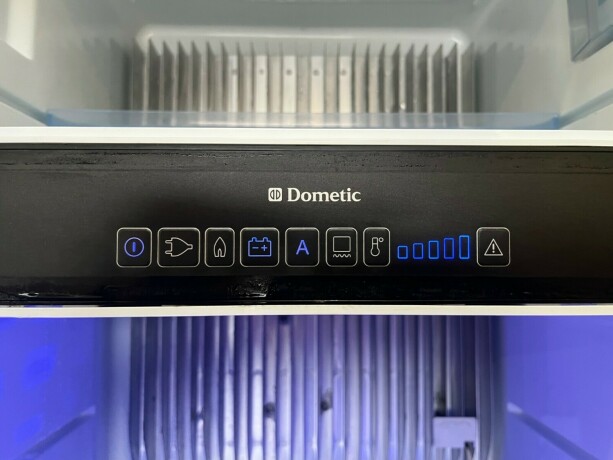 challenger-mageo-119-eb-queensbed-senkeseng-fremme-4250gk-totalvekt-webasto-dieselvarmer-stort-kj248leskap-diesel-2013-big-49