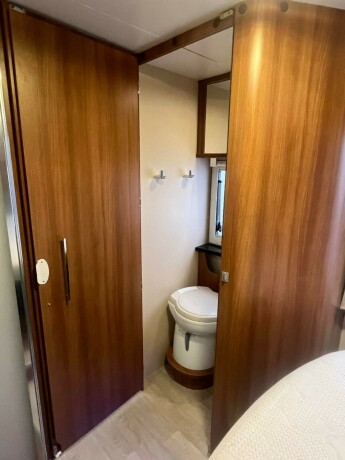 challenger-mageo-119-eb-queensbed-senkeseng-fremme-4250gk-totalvekt-webasto-dieselvarmer-stort-kj248leskap-diesel-2013-big-61