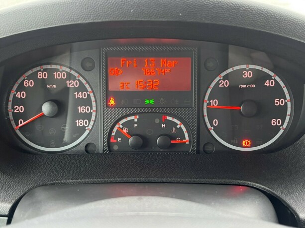 challenger-mageo-119-eb-queensbed-senkeseng-fremme-4250gk-totalvekt-webasto-dieselvarmer-stort-kj248leskap-diesel-2013-big-21