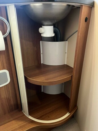 challenger-mageo-119-eb-queensbed-senkeseng-fremme-4250gk-totalvekt-webasto-dieselvarmer-stort-kj248leskap-diesel-2013-big-66