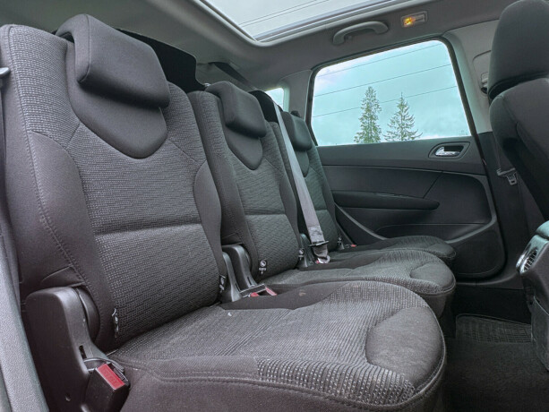 peugeot-308-diesel-2010-big-5