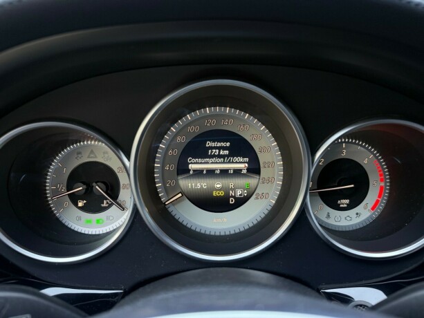 mercedes-benz-cls-diesel-2015-big-16