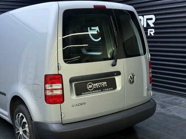 volkswagen-caddy-bensin-2013-big-6