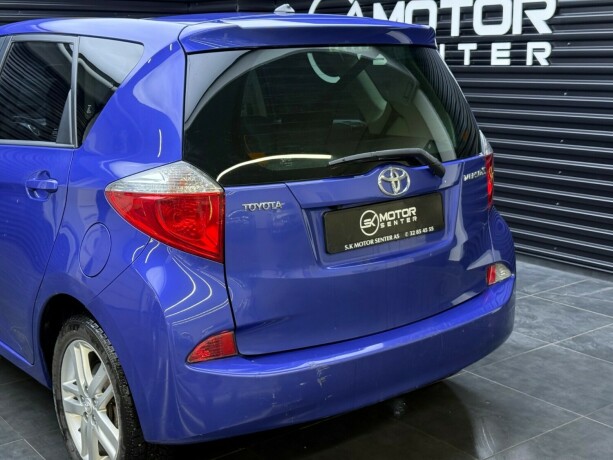 toyota-verso-s-diesel-2011-big-5