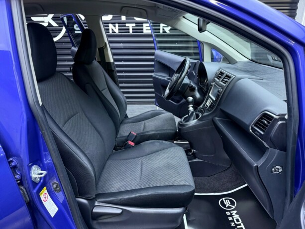 toyota-verso-s-diesel-2011-big-22