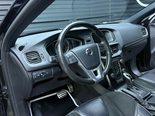 volvo-v40-bensin-2017-big-10