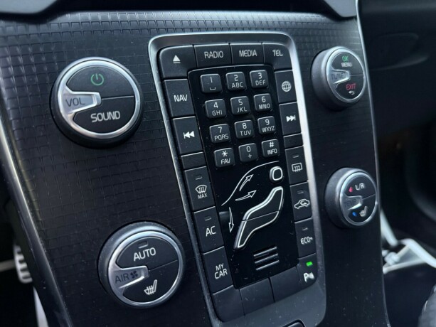 volvo-v40-bensin-2017-big-23