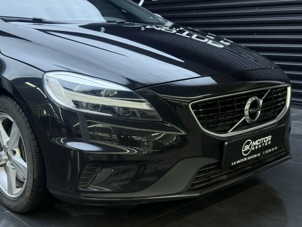 volvo-v40-bensin-2017-big-2