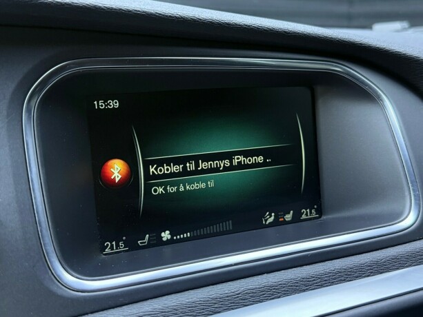 volvo-v40-bensin-2017-big-19