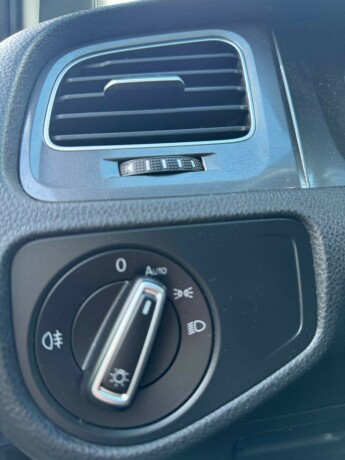 volkswagen-golf-elektrisitet-2016-big-19