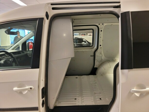 volkswagen-caddy-diesel-2019-big-22