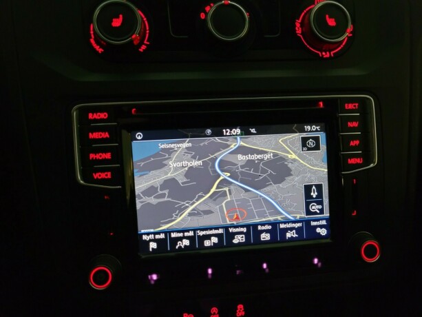 volkswagen-caddy-diesel-2019-big-26