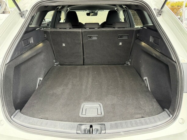 toyota-corolla-elektrisitetbensin-2020-big-14