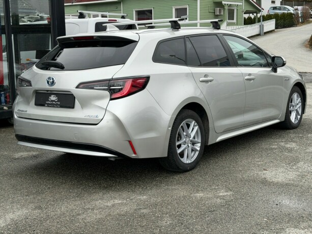 toyota-corolla-elektrisitetbensin-2020-big-4