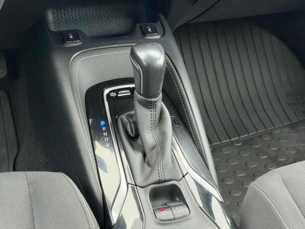 toyota-corolla-elektrisitetbensin-2020-big-9