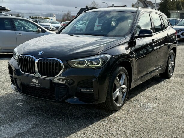 bmw-x1-elektrisitetbensin-2022-big-2