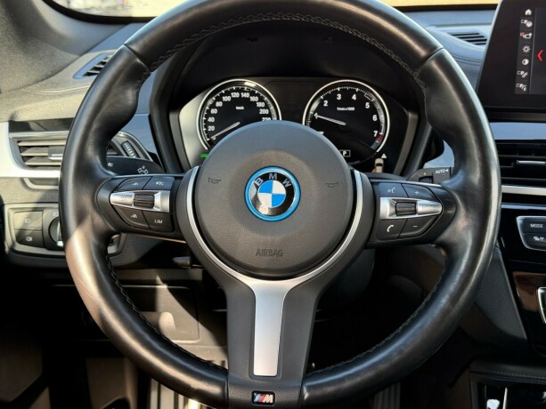 bmw-x1-elektrisitetbensin-2022-big-10