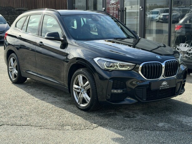 bmw-x1-elektrisitetbensin-2022-big-0