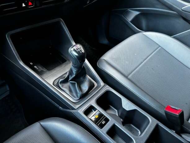 volkswagen-caddy-diesel-2022-big-19