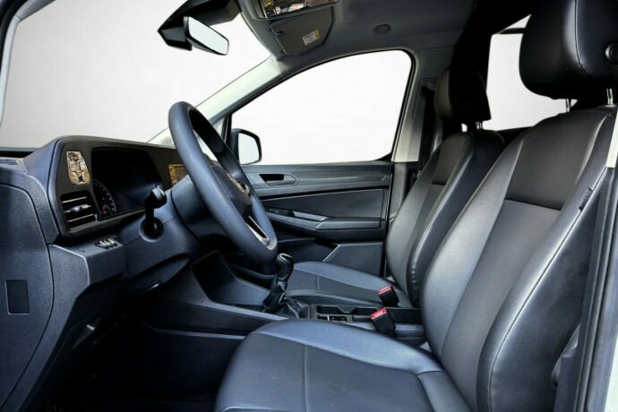 volkswagen-caddy-diesel-2022-big-11