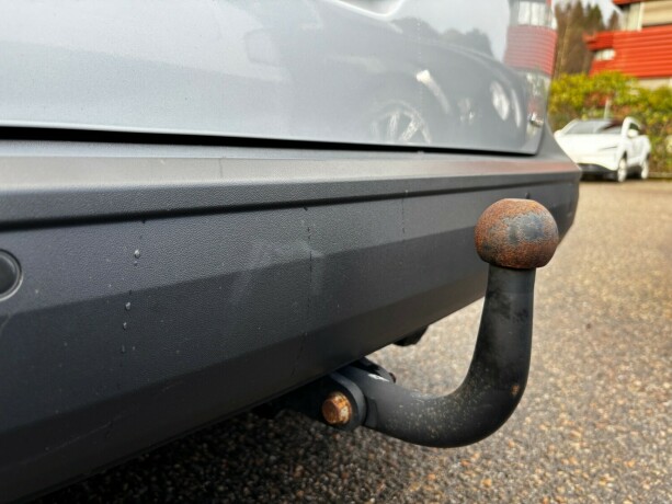 volkswagen-caddy-diesel-2022-big-9