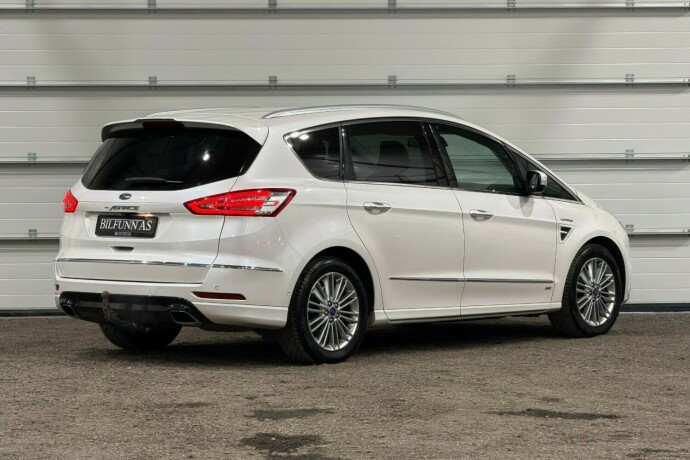 ford-s-max-diesel-2017-big-2