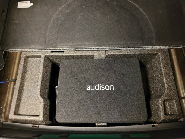 skoda-superb-diesel-2018-big-20