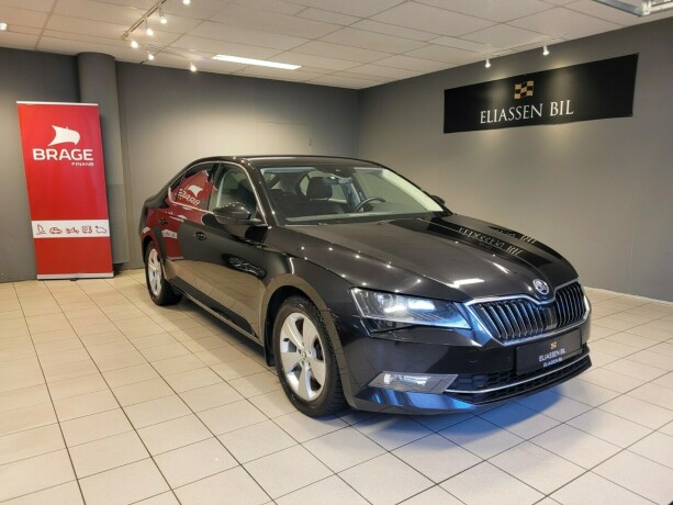 skoda-superb-diesel-2018-big-10
