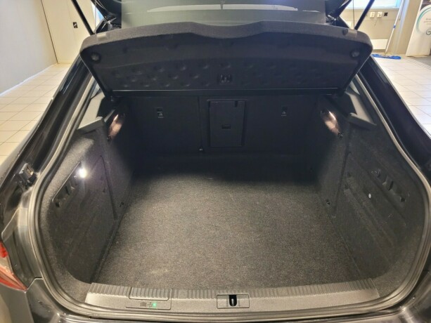 skoda-superb-diesel-2018-big-18