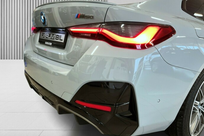 bmw-i4-elektrisitet-2022-big-5