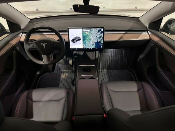 tesla-model-y-elektrisitet-2024-big-13