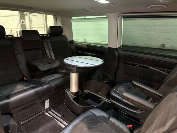 volkswagen-multivan-diesel-2018-big-14