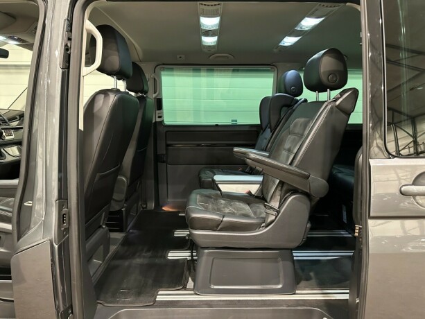 volkswagen-multivan-diesel-2018-big-10