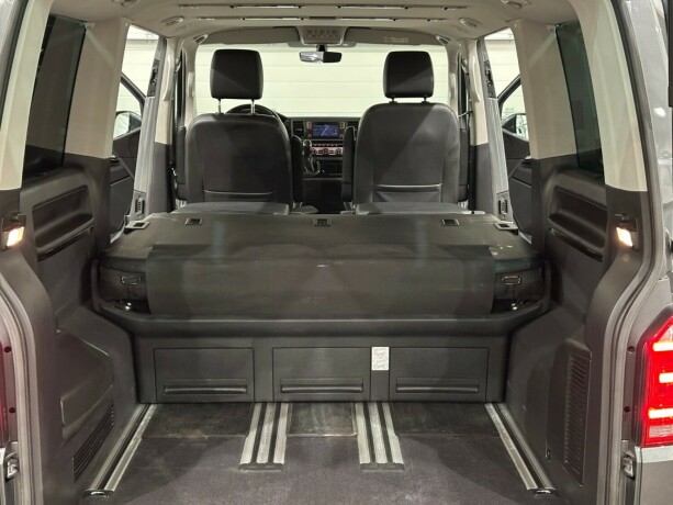 volkswagen-multivan-diesel-2018-big-17