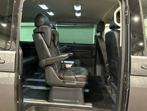 volkswagen-multivan-diesel-2018-big-11