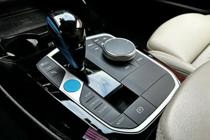 bmw-ix3-elektrisitet-2022-big-50