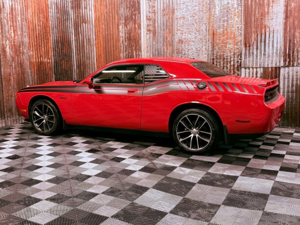 dodge-challenger-bensin-2009-big-10