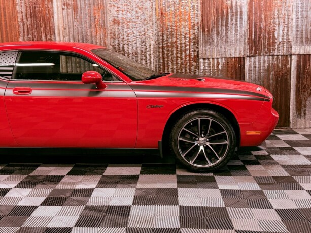 dodge-challenger-bensin-2009-big-3