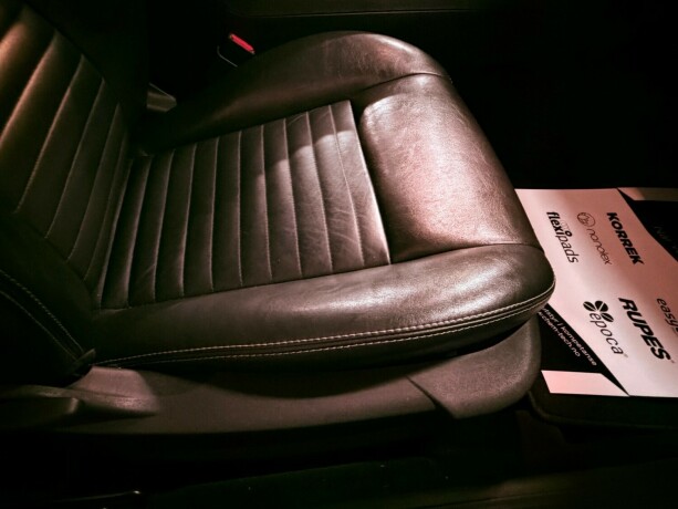 dodge-challenger-bensin-2009-big-29