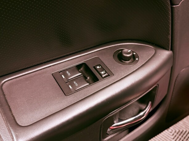 dodge-challenger-bensin-2009-big-21