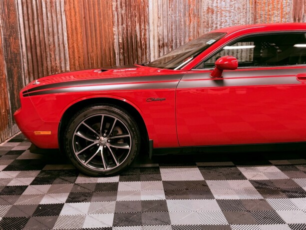 dodge-challenger-bensin-2009-big-12