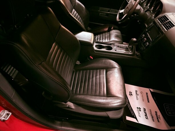 dodge-challenger-bensin-2009-big-28