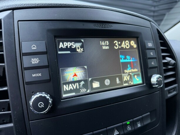 mercedes-benz-vito-diesel-2021-big-21