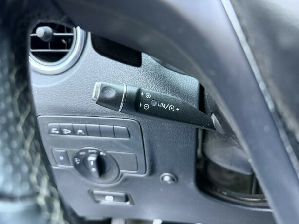 mercedes-benz-vito-diesel-2021-big-16