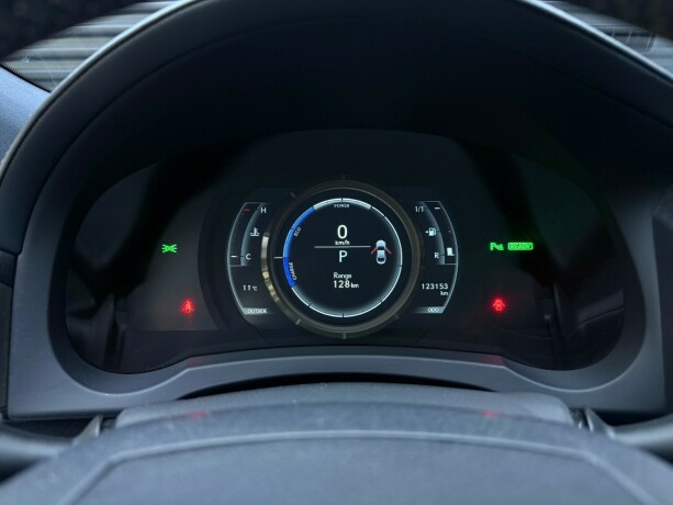 lexus-rc300h-elektrisitetbensin-2017-big-15