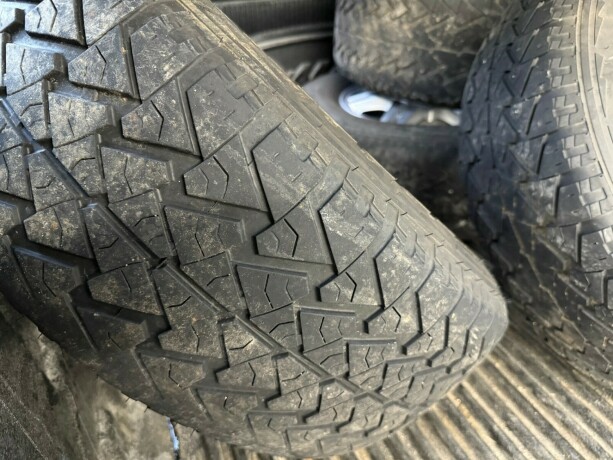 isuzu-d-max-diesel-2011-big-25