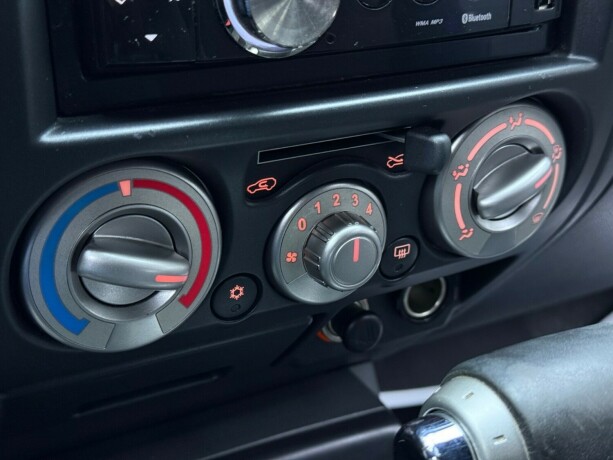 isuzu-d-max-diesel-2011-big-18