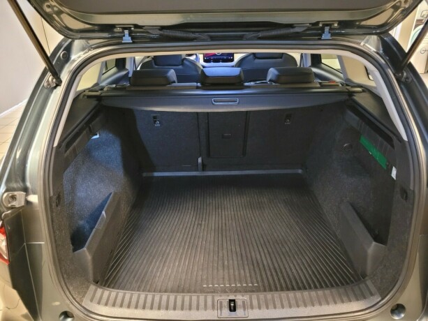 skoda-enyaq-elektrisitet-2022-big-18